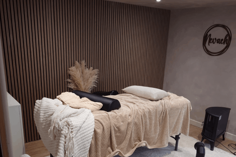 Wood paneling design for local beauty rooms in Warwickshire
