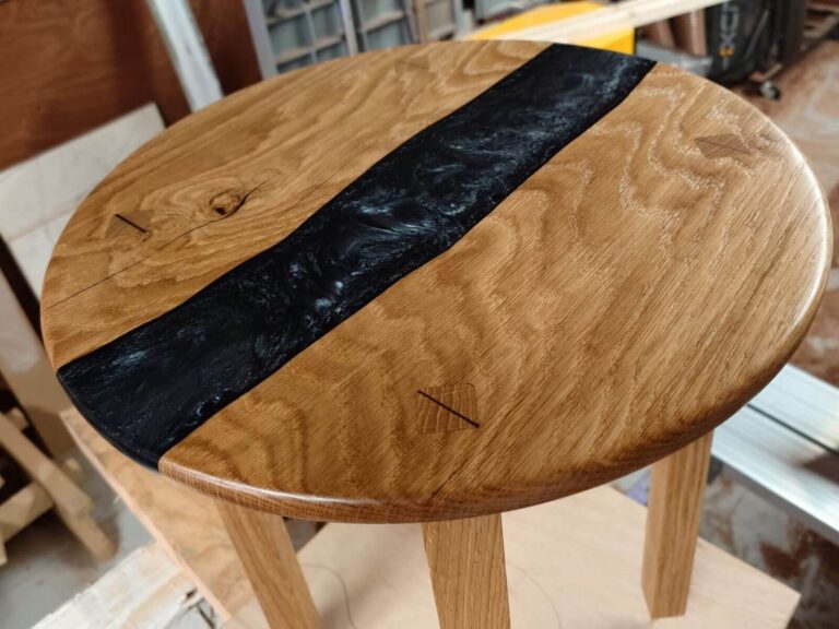 Traditional Japanese-style side table handcrafted from solid oak